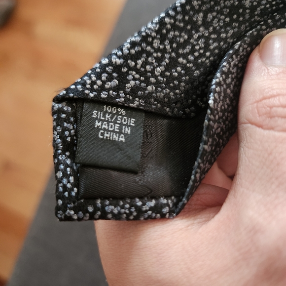 Calvin Klein Microdot Tie 3 inch in width - Picture 9 of 9